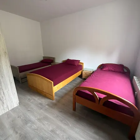 3 Raum Naeher Zentrum * Aue-Bad Schlema